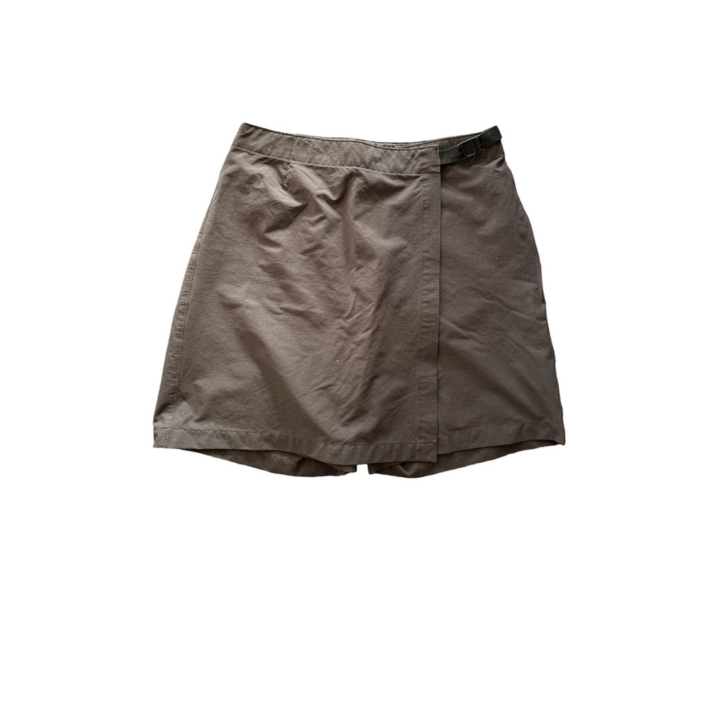Woolrich nylon/spandex skort buckle waist dark gray sz 6